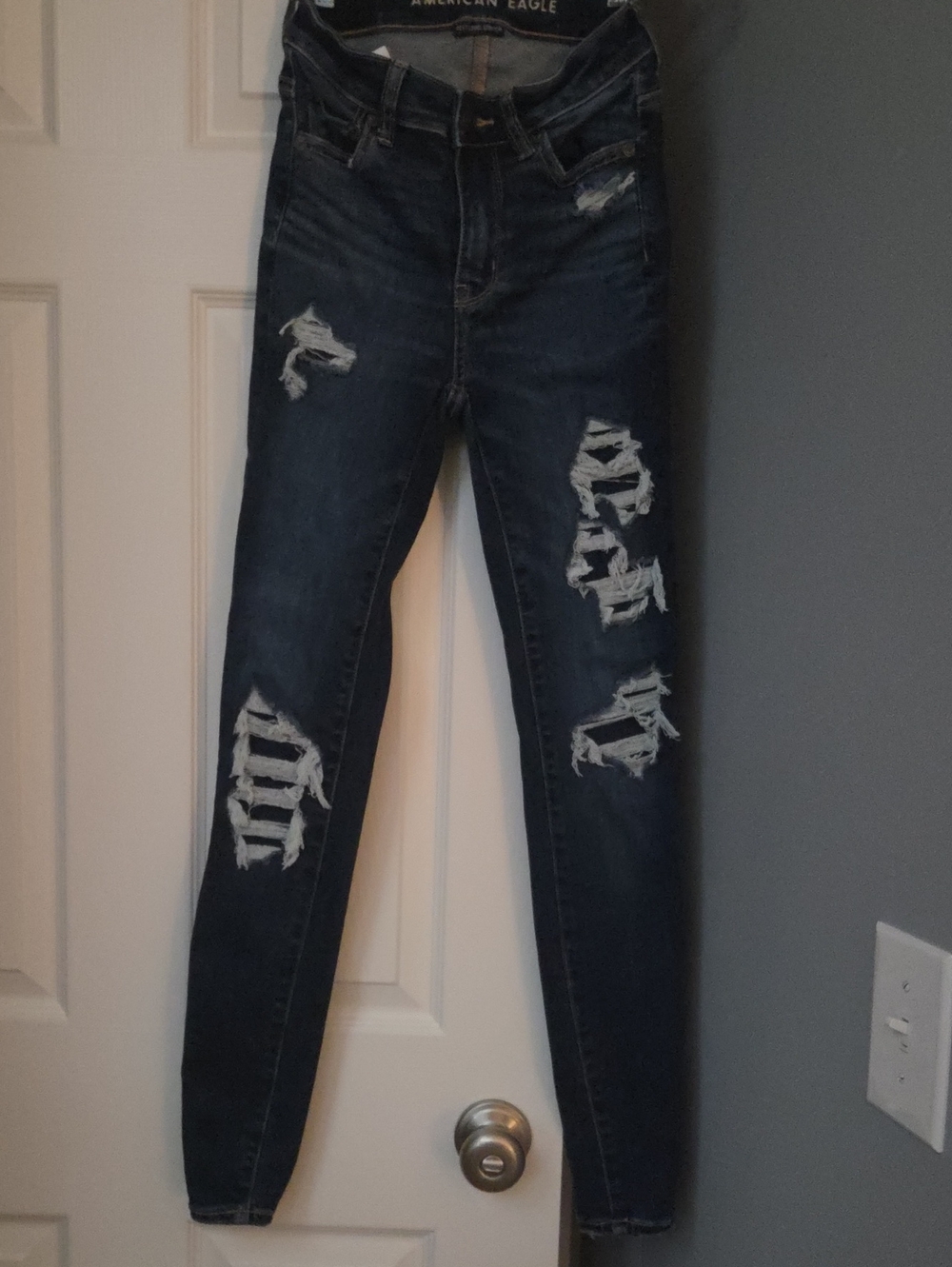 American Eagle Outfitters Dark Blue Distressed Skinny Jeans